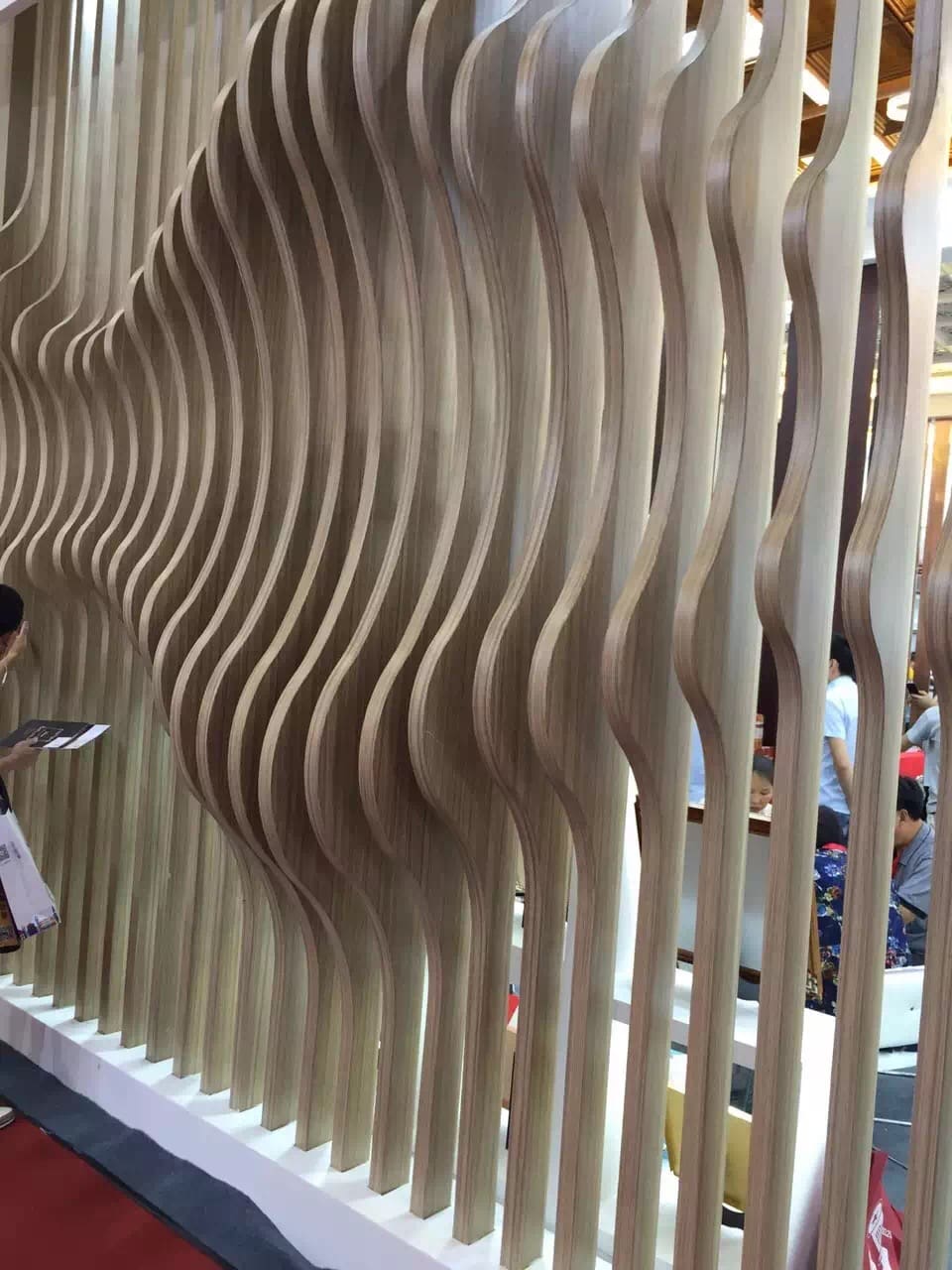 Curved baffle interior | 弧形方通