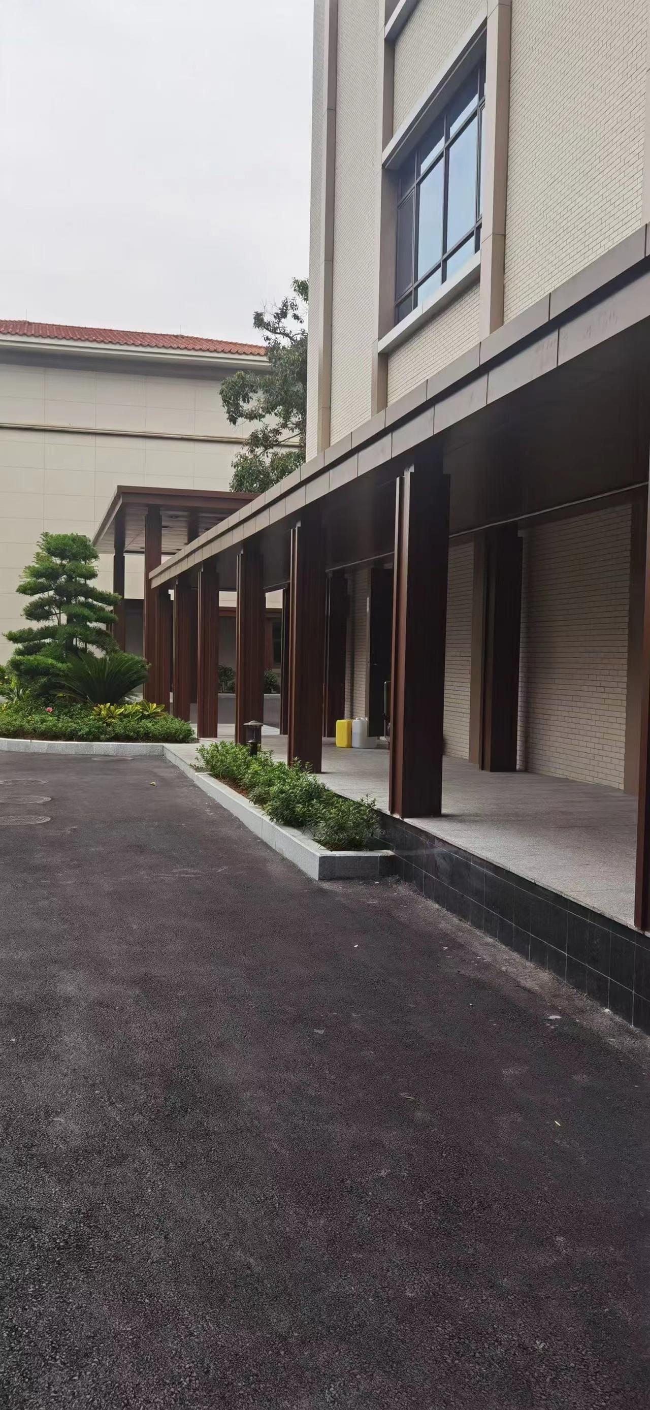 Villa Eaves & Canopy Panel photo 3 | 别墅屋檐·雨棚铝单板 实拍 3